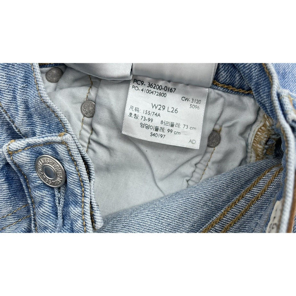 Levi's 501 Crop Jeans Light Wash Tango Surge Women's Size 29 - Picture 8 of 10